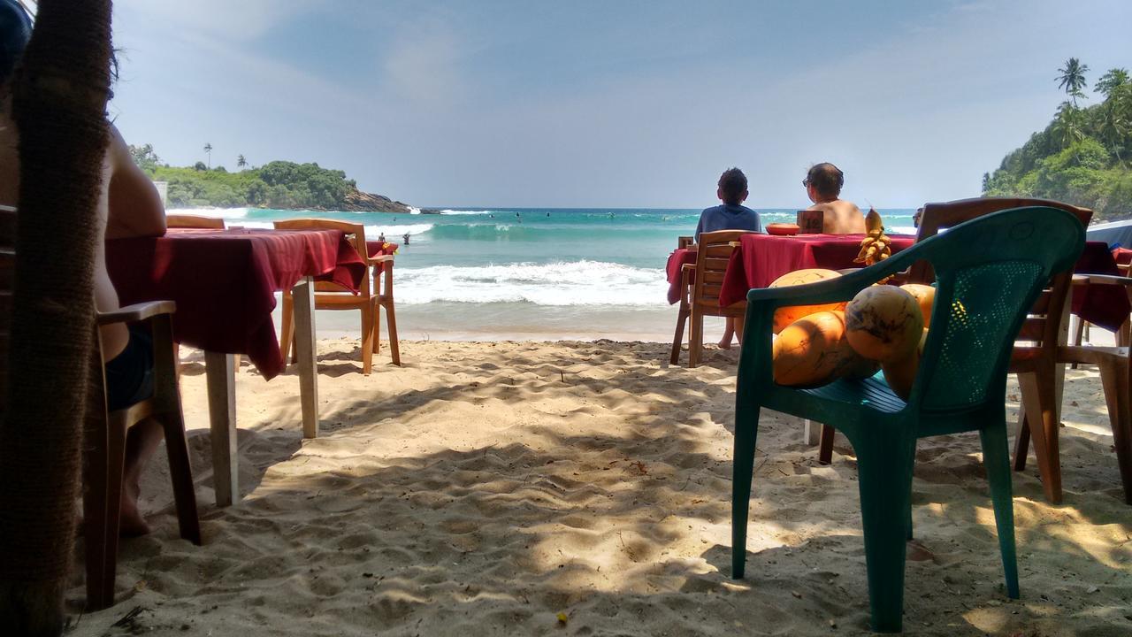 Blue Beach Paradise Dikwella Ngoại thất bức ảnh